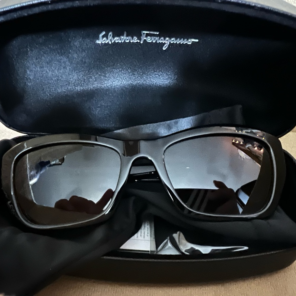 Salvatore Ferragamo Black Sunglasses with Case